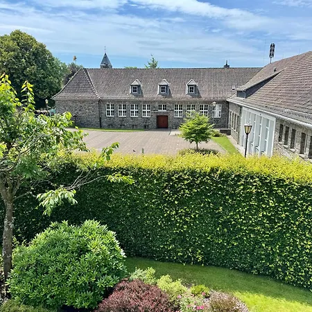 Eifelstube - Cozy 130 Qm With Big Sun Terrace شقة *